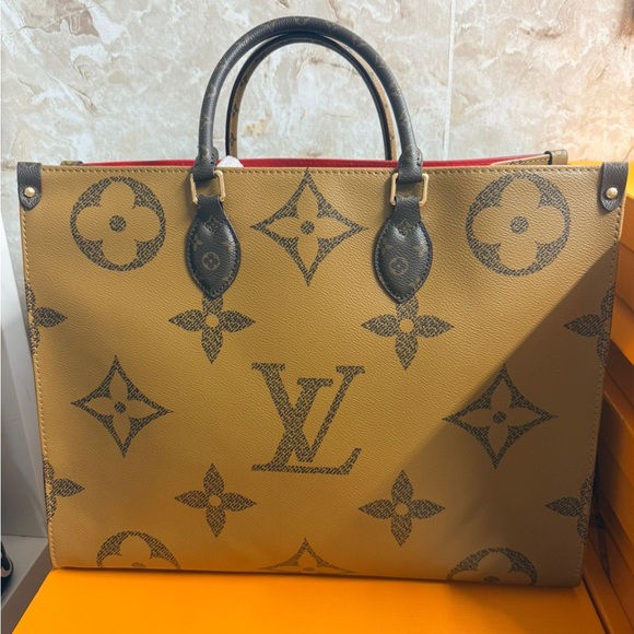 Louis Vuitton Tan and Black Monogram Tote - Picture 1 of 1